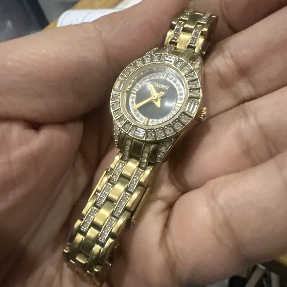 Working Vintage Elgin Dainty Ladies Gold Tone Crystals Watch 22mm Fit 5.5in